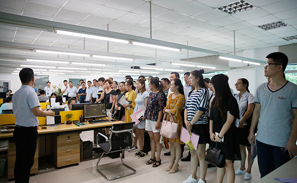 虎豹男裝團(tuán)購(gòu)內(nèi)訓(xùn)會(huì)